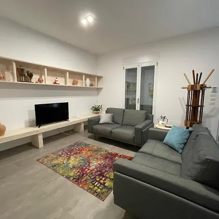 Tempi Nuovi * レッチェ